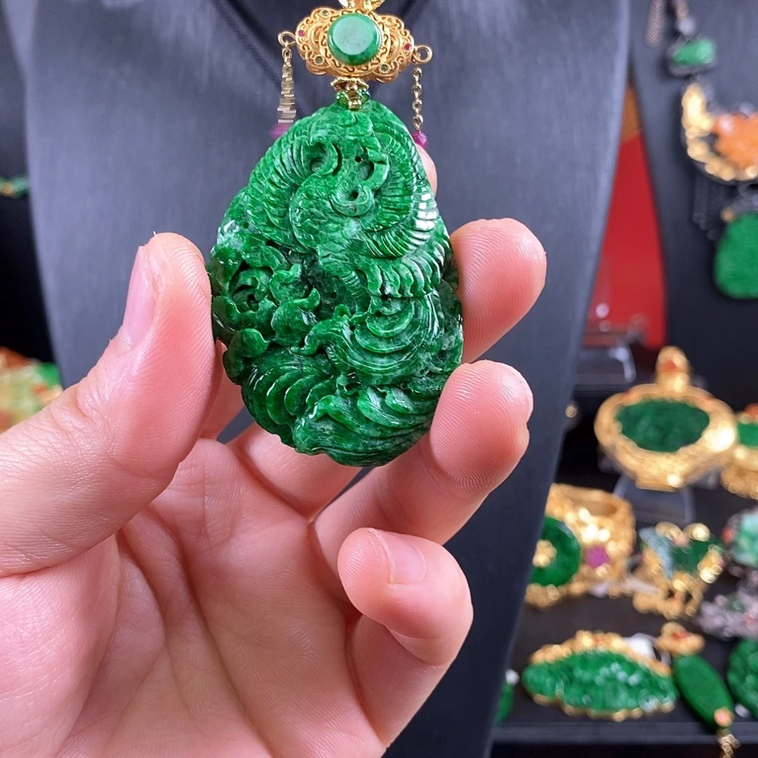 翡翠未镶嵌吊坠(赠链)吊坠