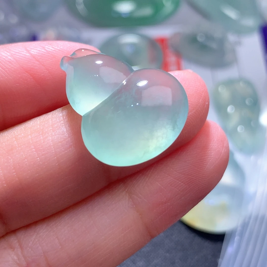 颈饰未镶嵌翡翠小****点缅甸