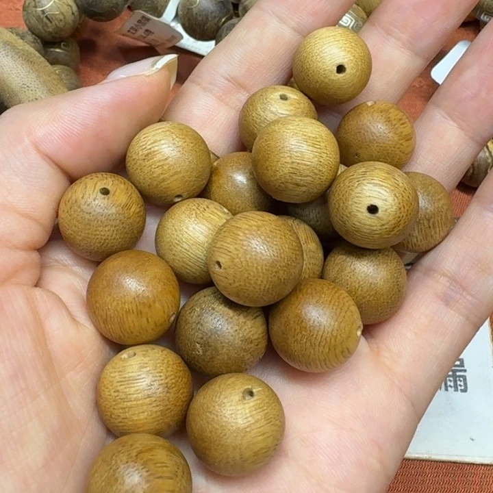 大叶紫檀（黑酸枝木类）