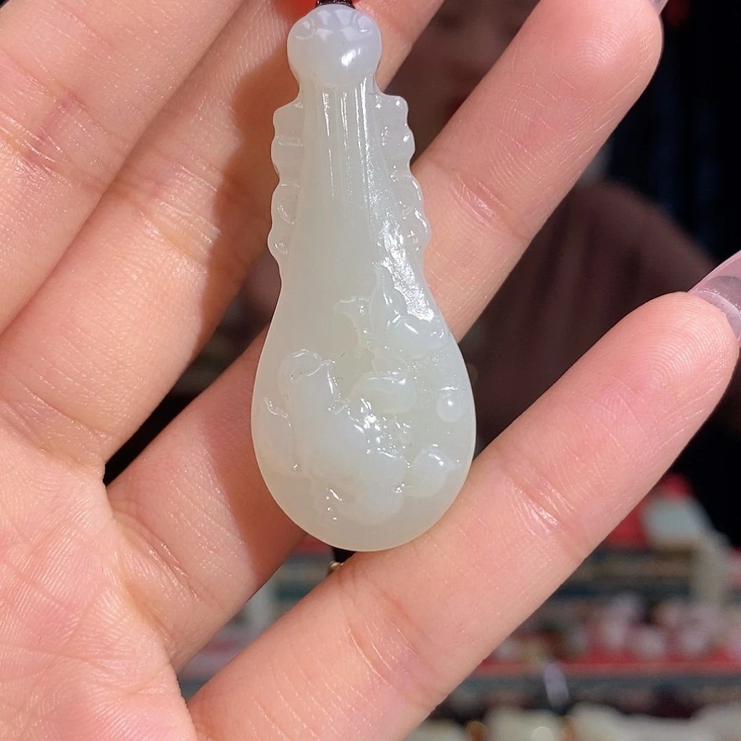 颈饰未镶嵌和田玉