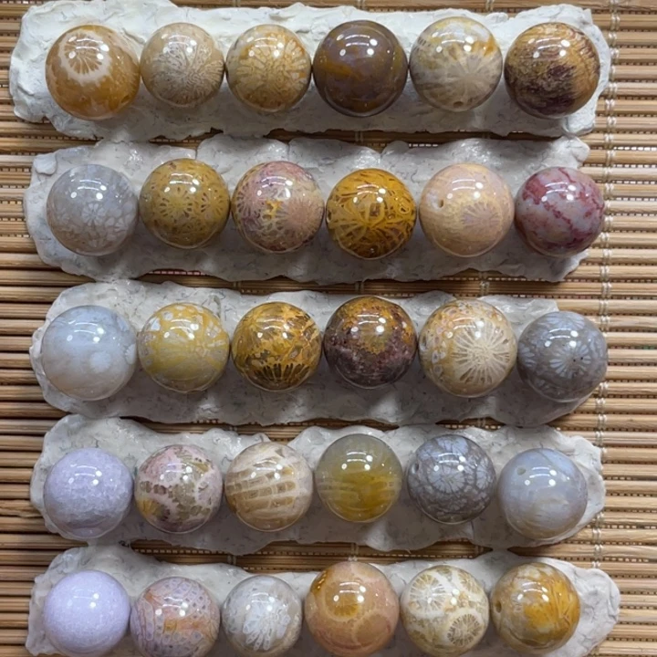 硅化玉未镶嵌颈饰10米1个