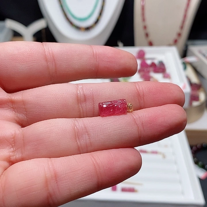 碧玺吊坠(不含链)18K金镶嵌桃****碧玺吊坠