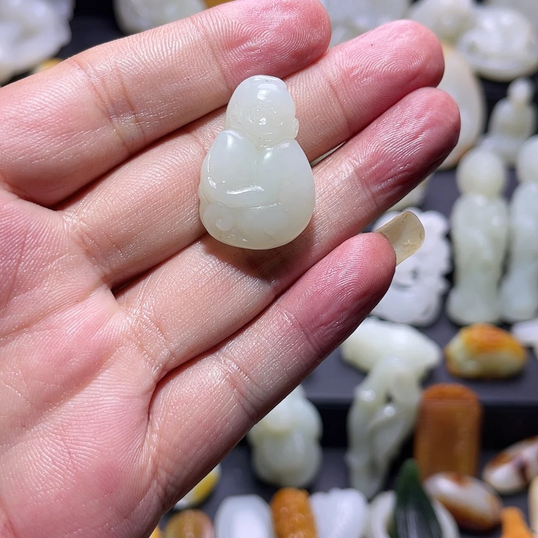 m***～和田玉未镶嵌挂件