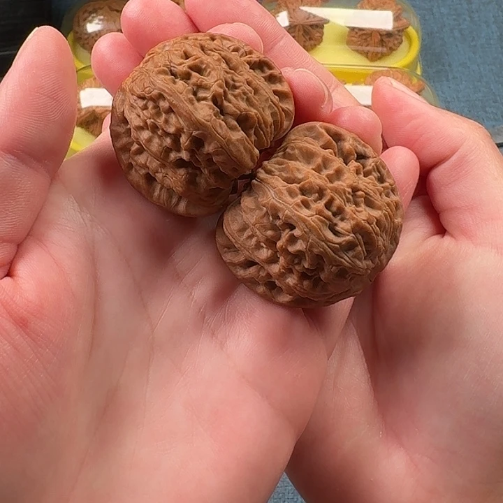 开***心文玩核桃把件球白42