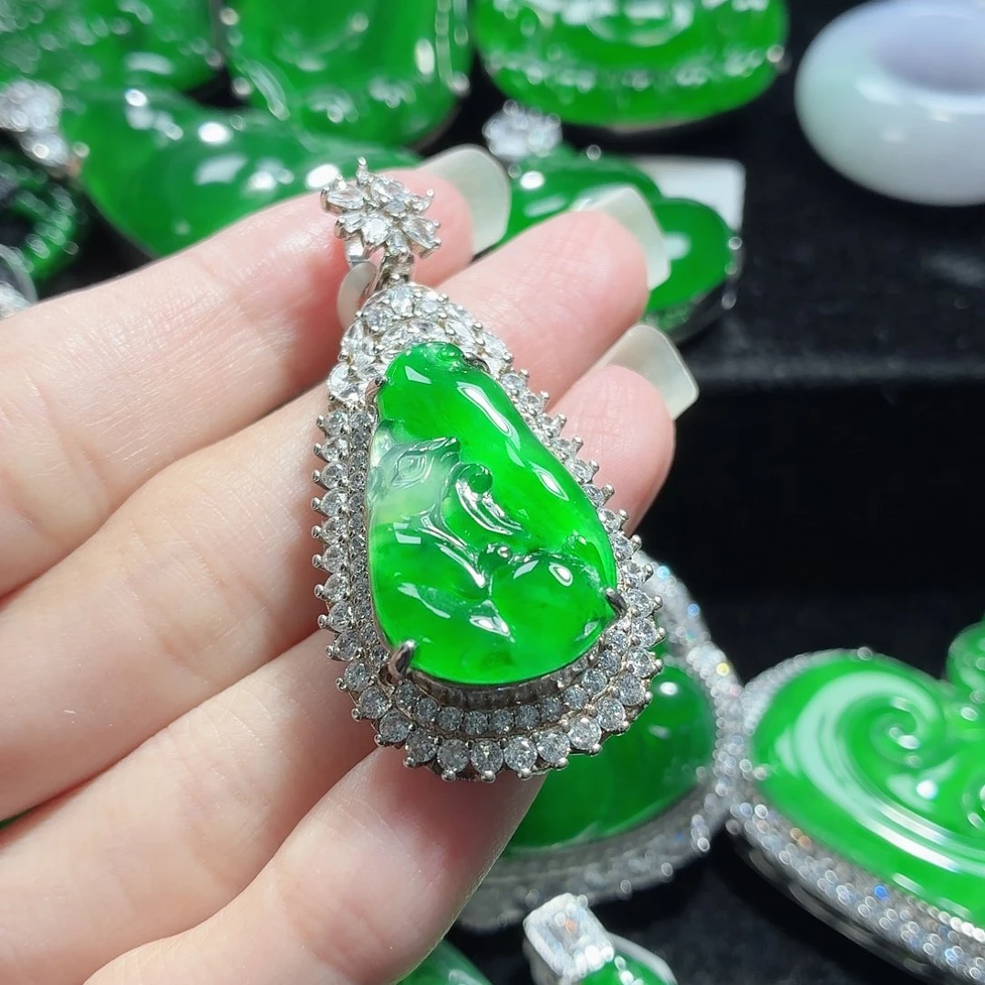 翡翠银S925镶嵌颈饰
