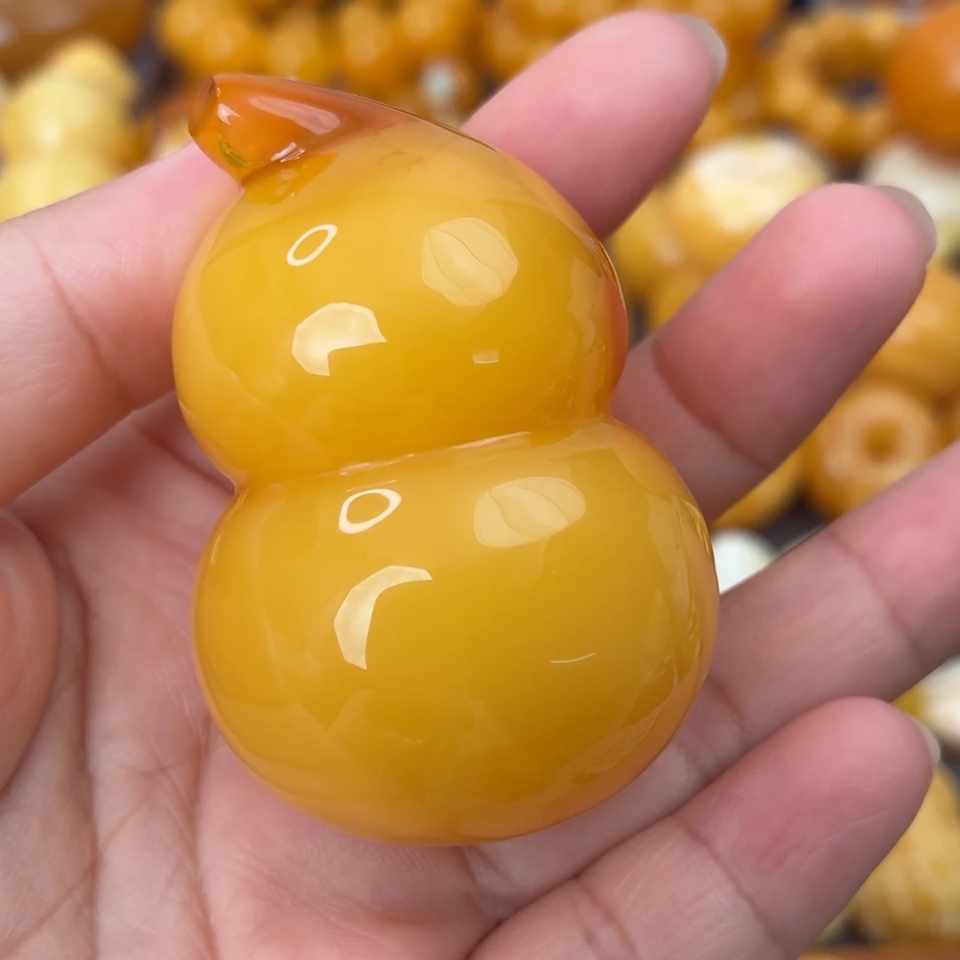 裸石蜜蜡未镶嵌葫芦