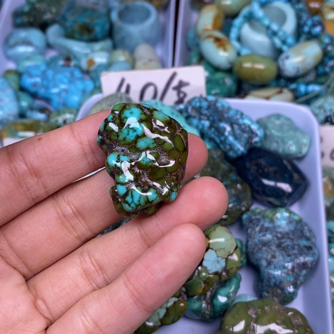 小***哥绿松石未镶嵌颈饰