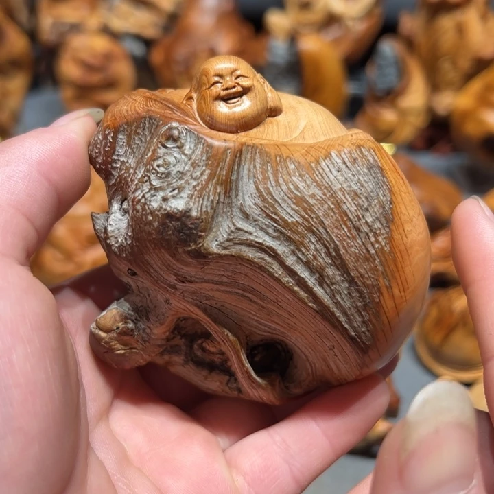 花梨木类点点关注