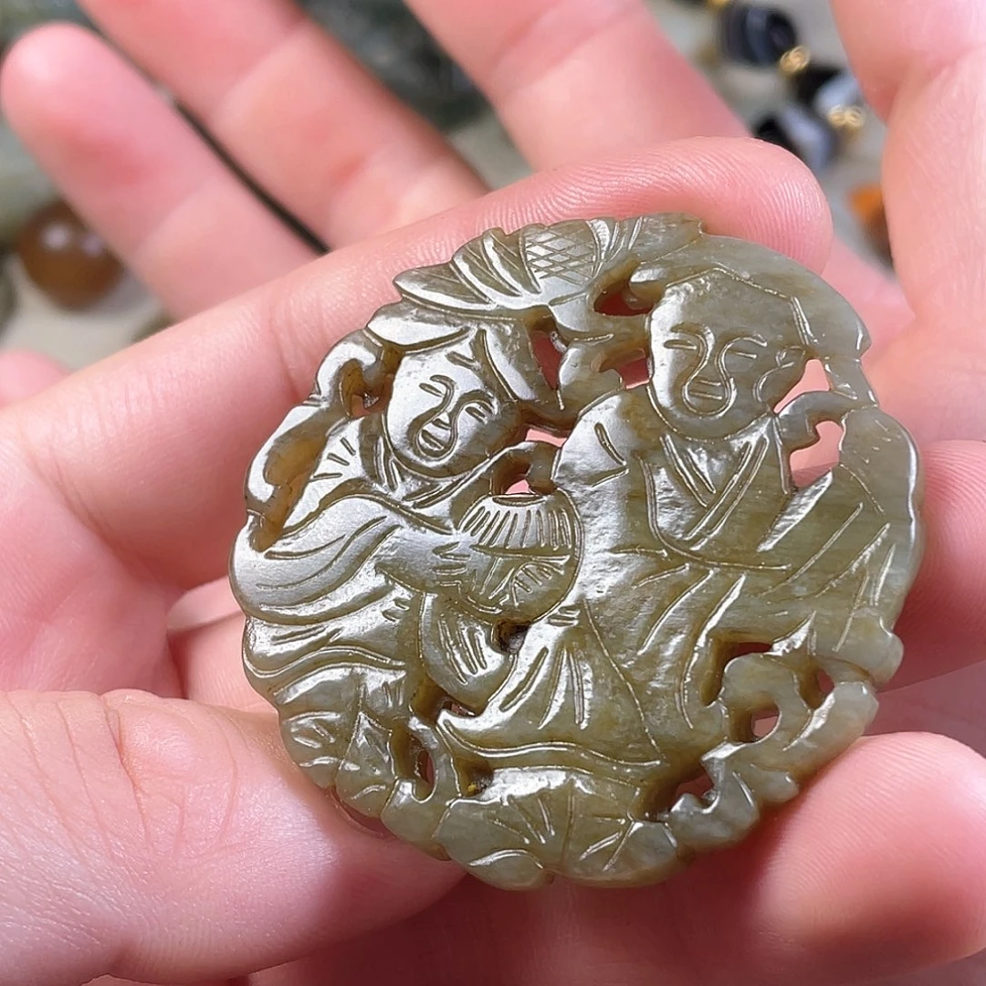 和田玉(糖玉)未镶嵌颈饰