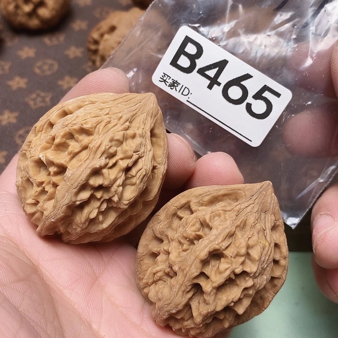 文玩核桃把件大沽石41。