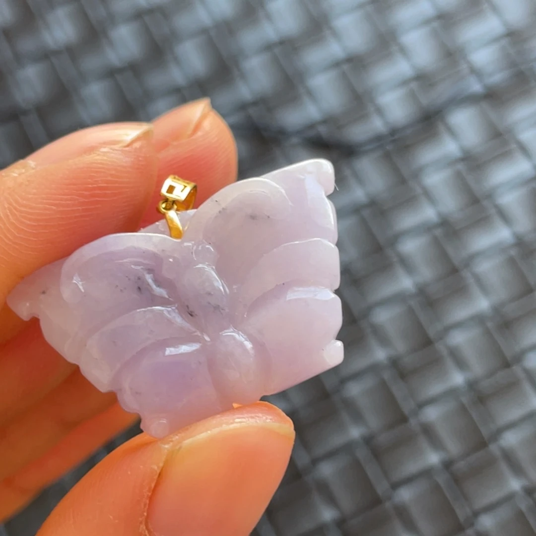 翡翠颈饰18K金镶嵌蝴蝶