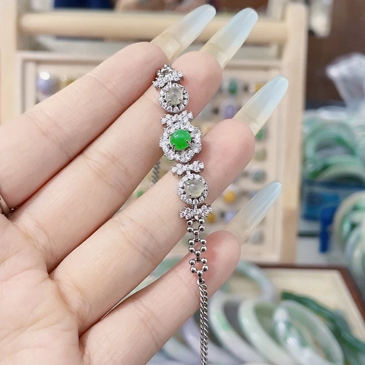 颈饰未镶嵌翡翠天然翡翠A货