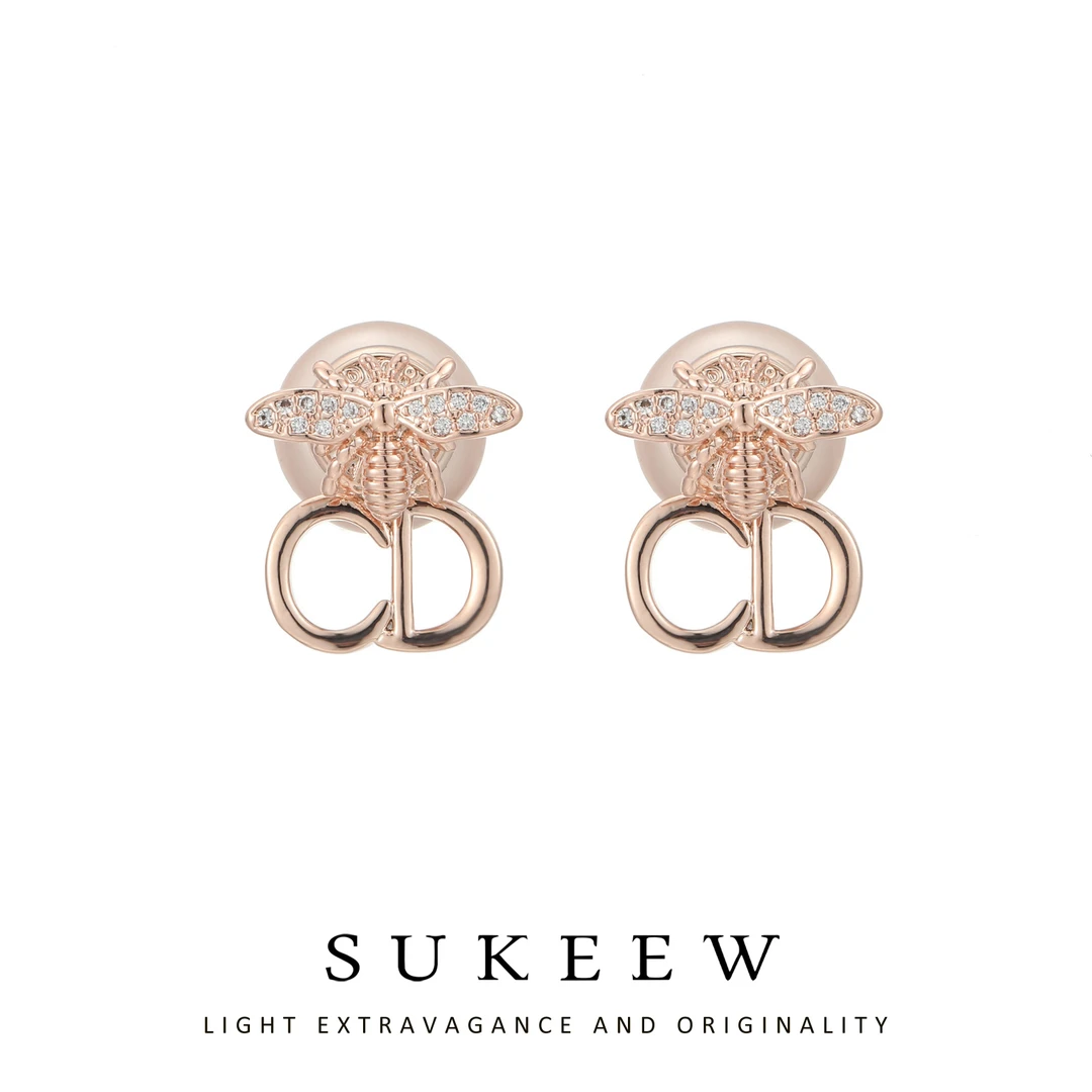 SUKEEW/酥可 铜合金耳饰 时尚蜜蜂珠珠镶嵌字母耳环122111