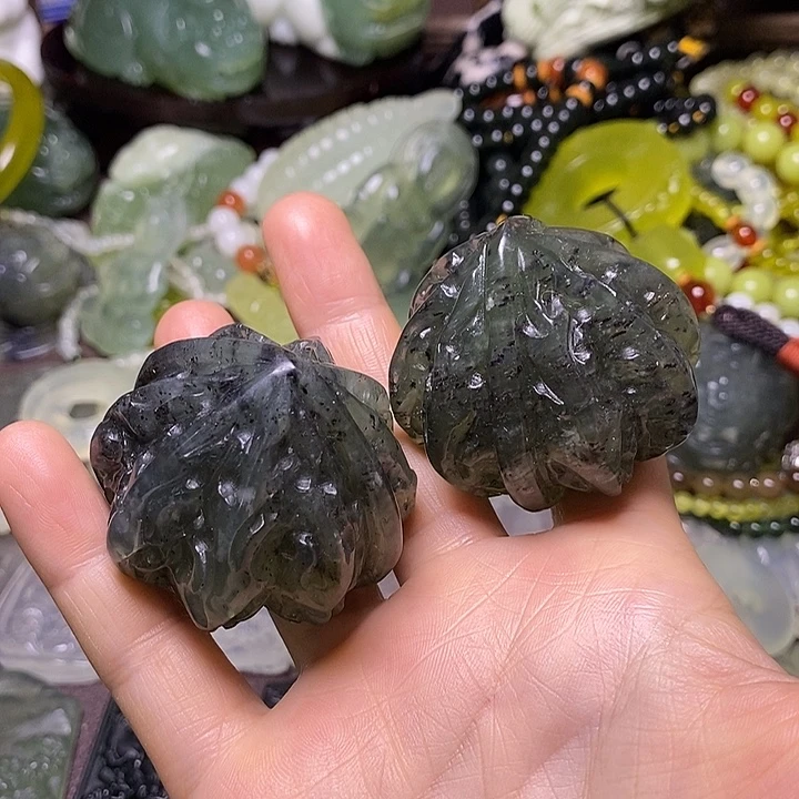 岫玉未镶嵌岫玉挂件