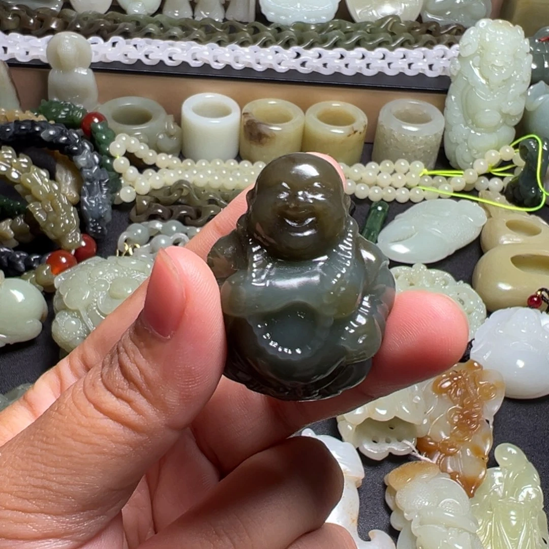 和田玉（糖玉）未镶嵌颈饰
