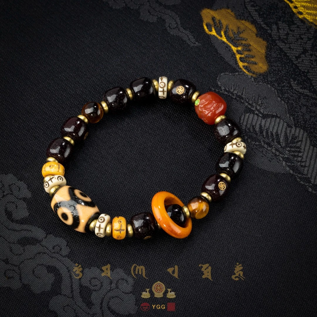 员格格/珠砂供星月菩提老型珠手串/VRAN07（多样性发）