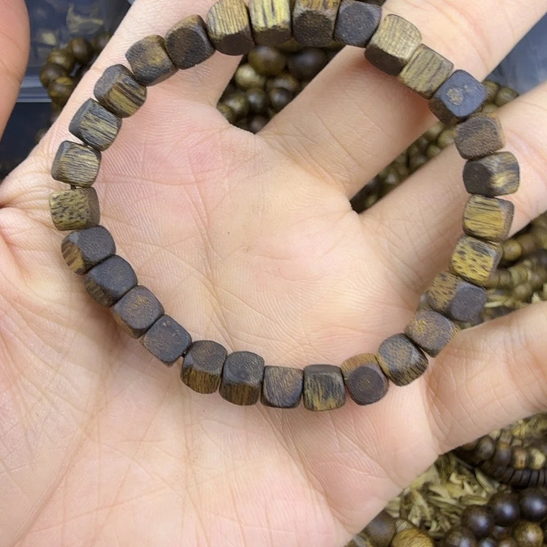 沉香沉香碎屑卡6mm，5克