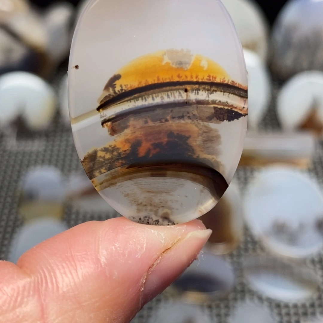 玛瑙/玉髓未镶嵌吊坠