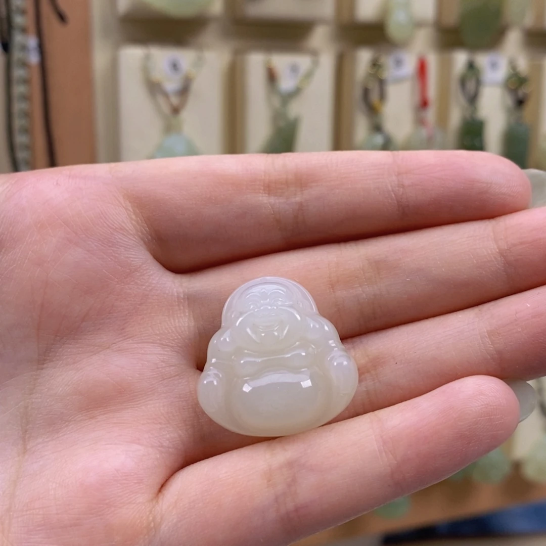 皮****颈饰未镶嵌和田玉