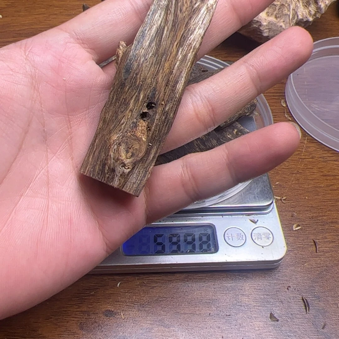 沉香碎屑沉香天然虫14克