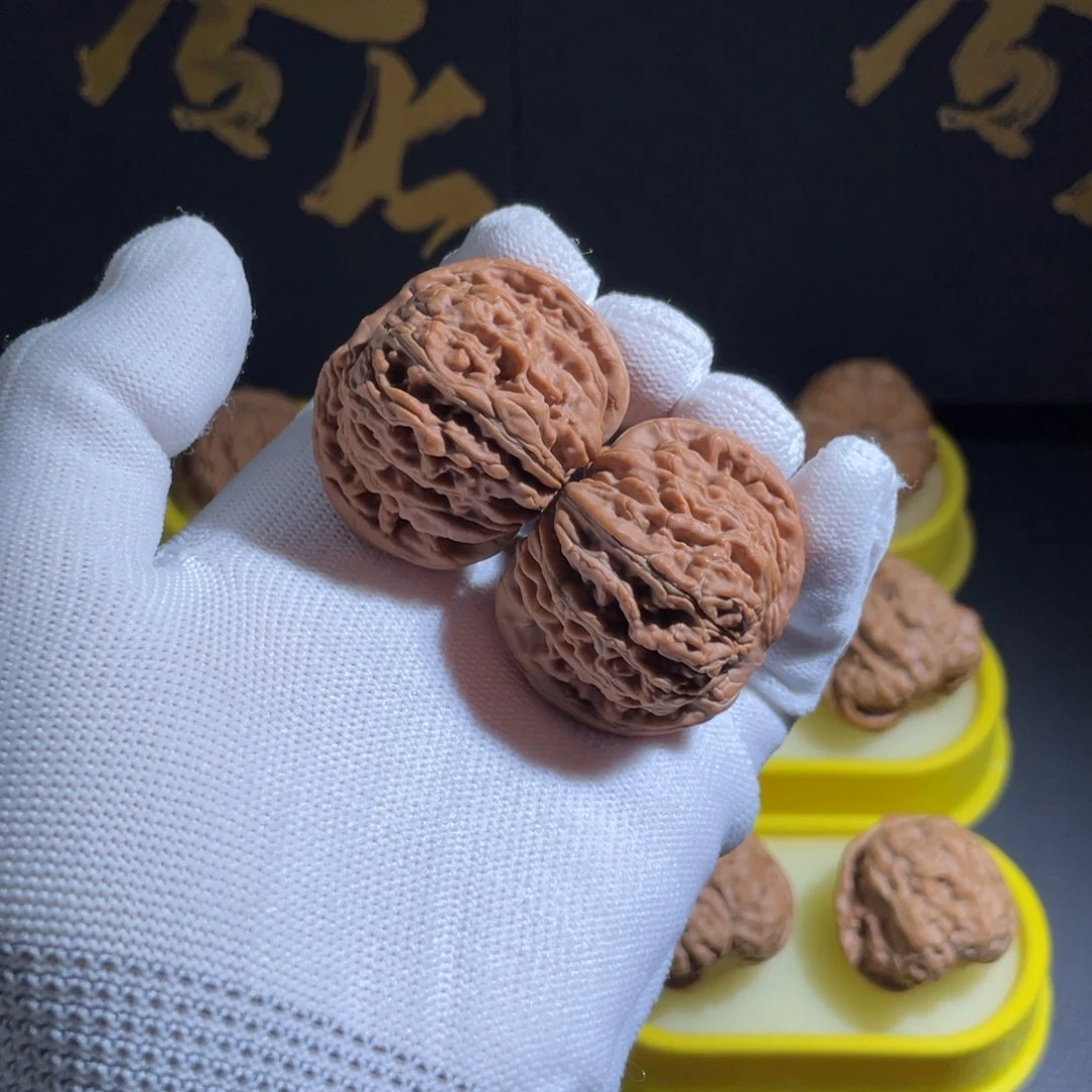 文玩核桃把件7号全品精对级41粉红皮四座楼