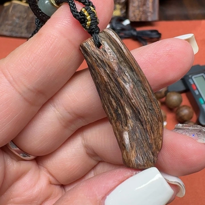 大叶紫檀（黑酸枝木类）