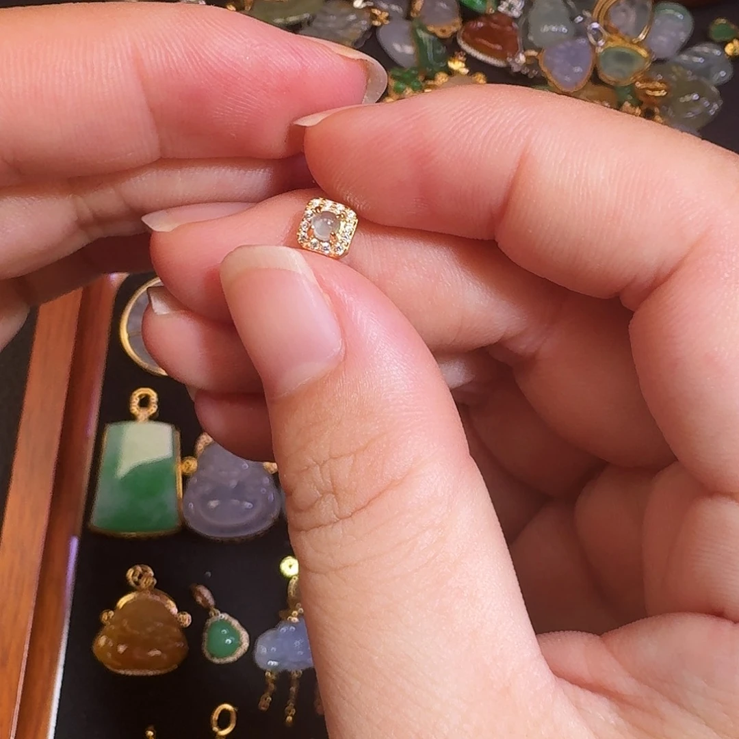 颈饰银S925镶嵌翡翠