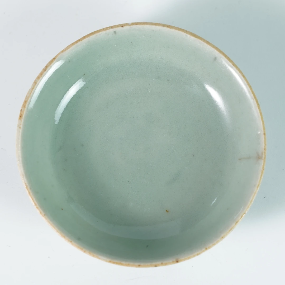 LABC251106001【十竹斋】清中期豆青釉赏碟