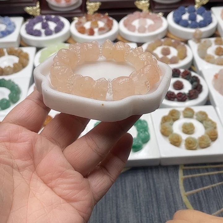 石英质玉（非洲翠）合金手串