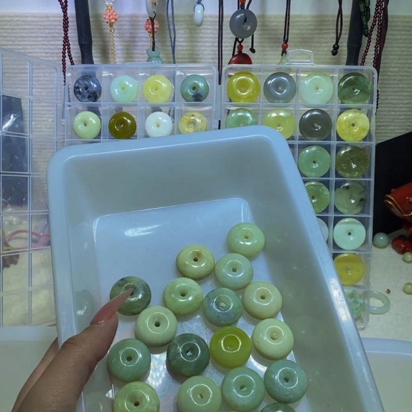 【闪购商品】蛇纹石玉其他未镶嵌319