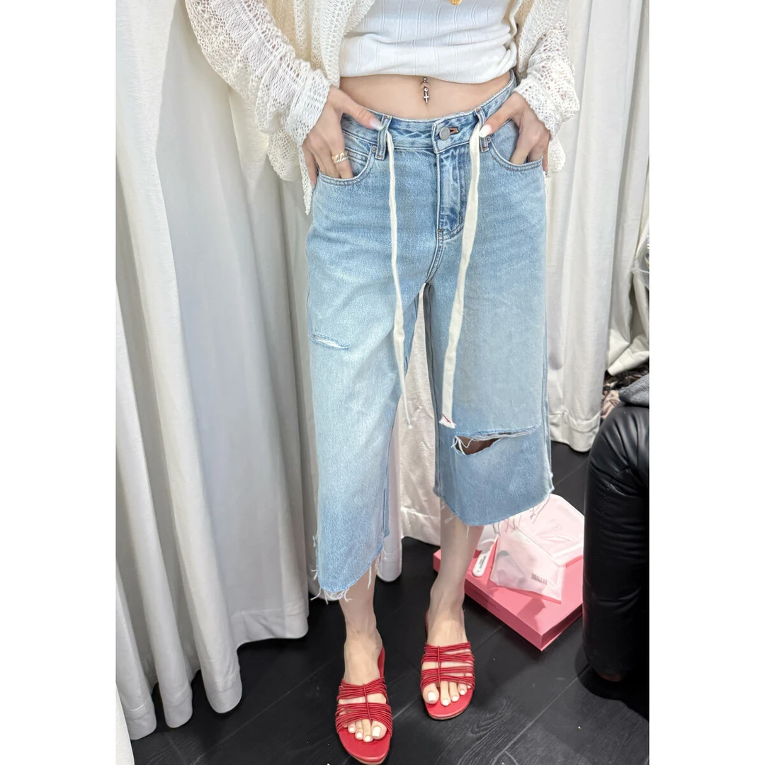 松弛时髦精酵洗刀割破洞卷边抽绳牛仔短裤  SSK11859