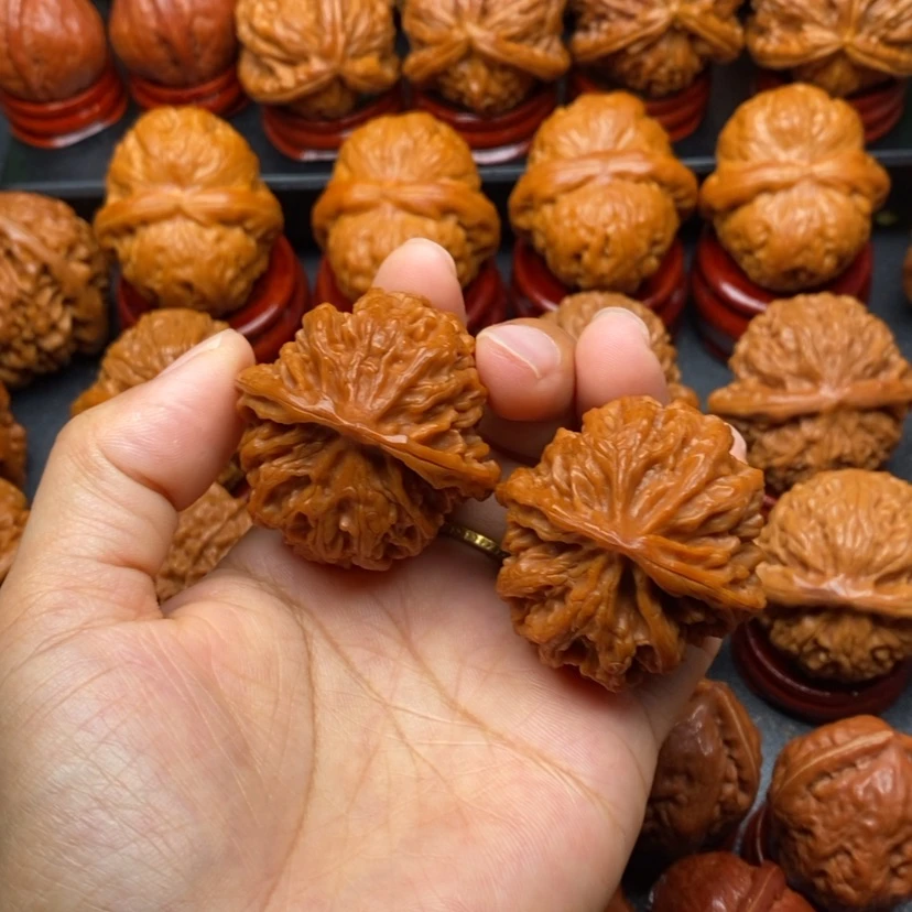 【闪购商品】文玩核桃把件40苹果园