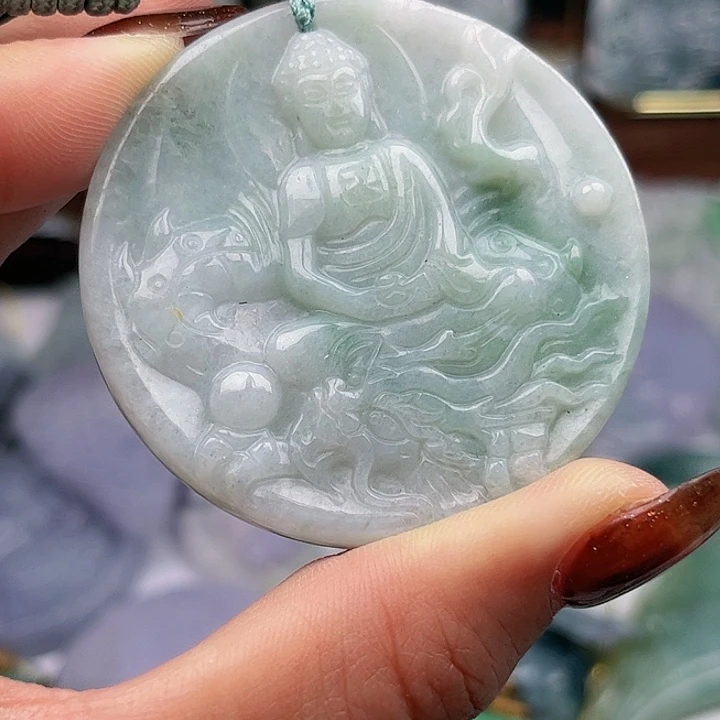 翡翠未镶嵌颈饰挂件