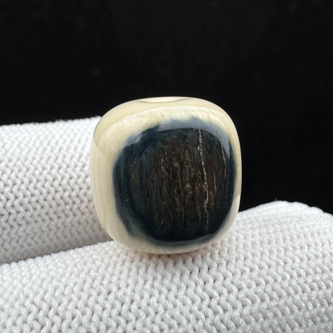 D6212天然猛犸牙 蓝皮老型珠15.4*14.7mm支持复检 假一罚四