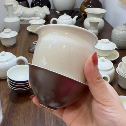 m****静瑕疵公道杯不退不换了