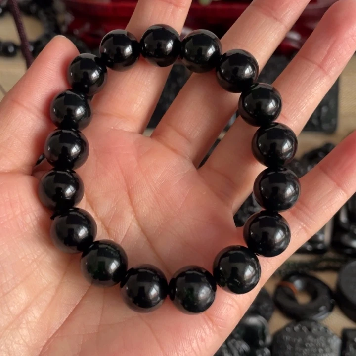 佐***夜蛇纹石玉未镶嵌颈饰