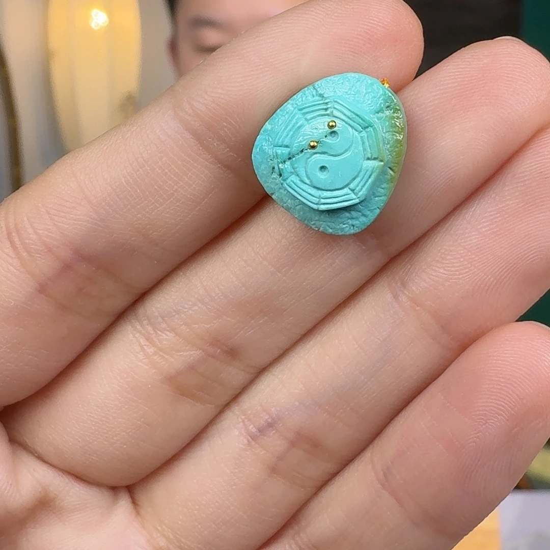 绿松石未镶嵌珠宝奇石