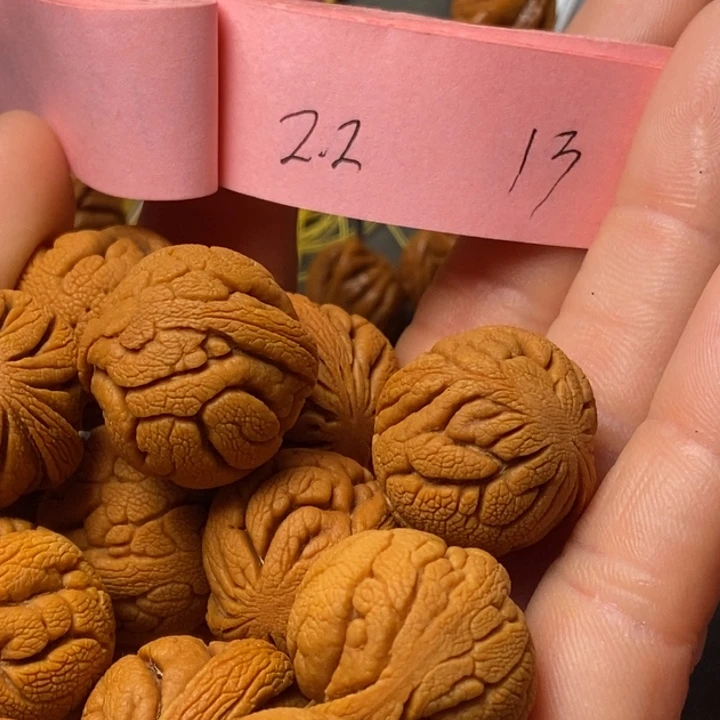 吊坠桃核陕西秦岭山桃核