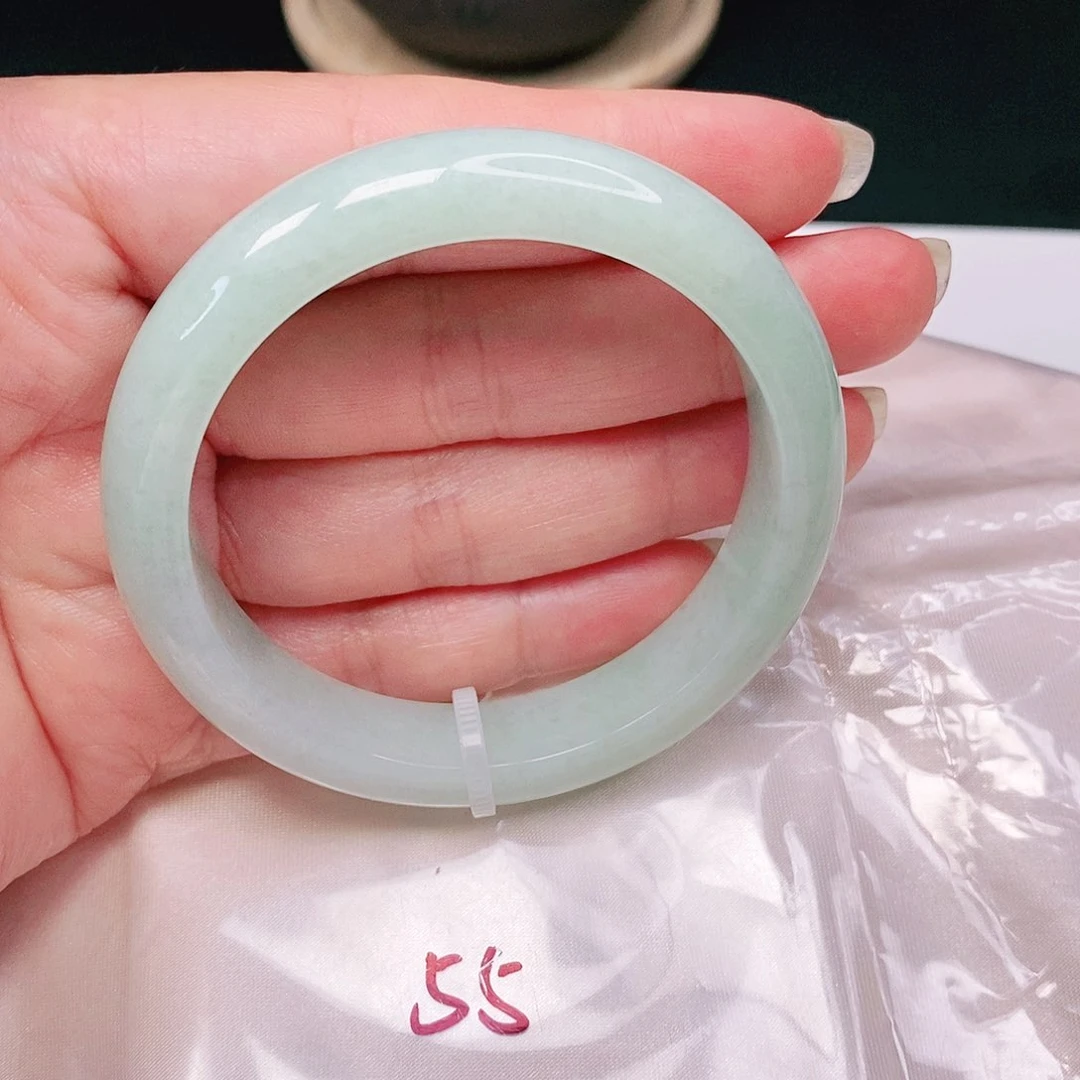 【闪购商品】翡翠手镯未镶嵌正