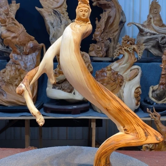 柏木（崖柏）根雕摆件