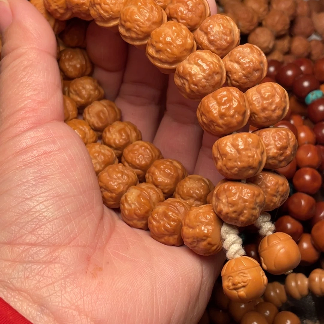 -***-崖柏猴头核桃树122