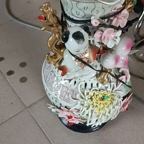 陶瓷瑕疵。。。。。。。。。。。。。。