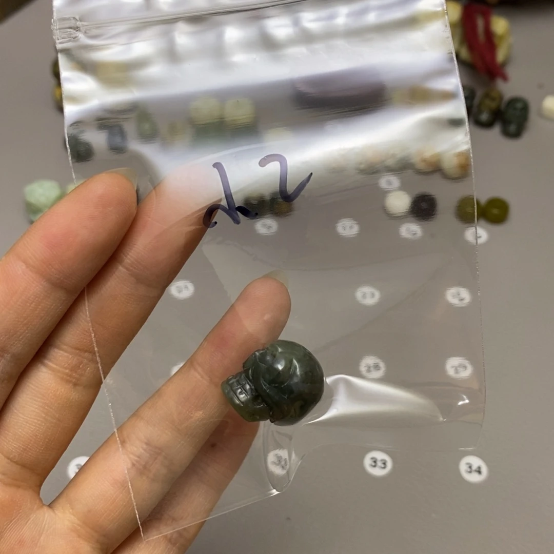蛇纹石玉合金配饰?*鬼