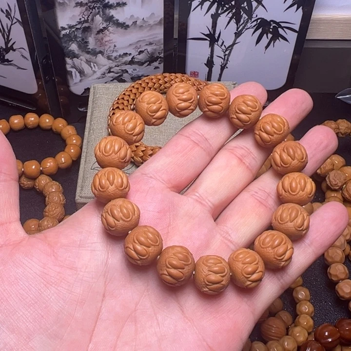 猴头核桃手串吞噬