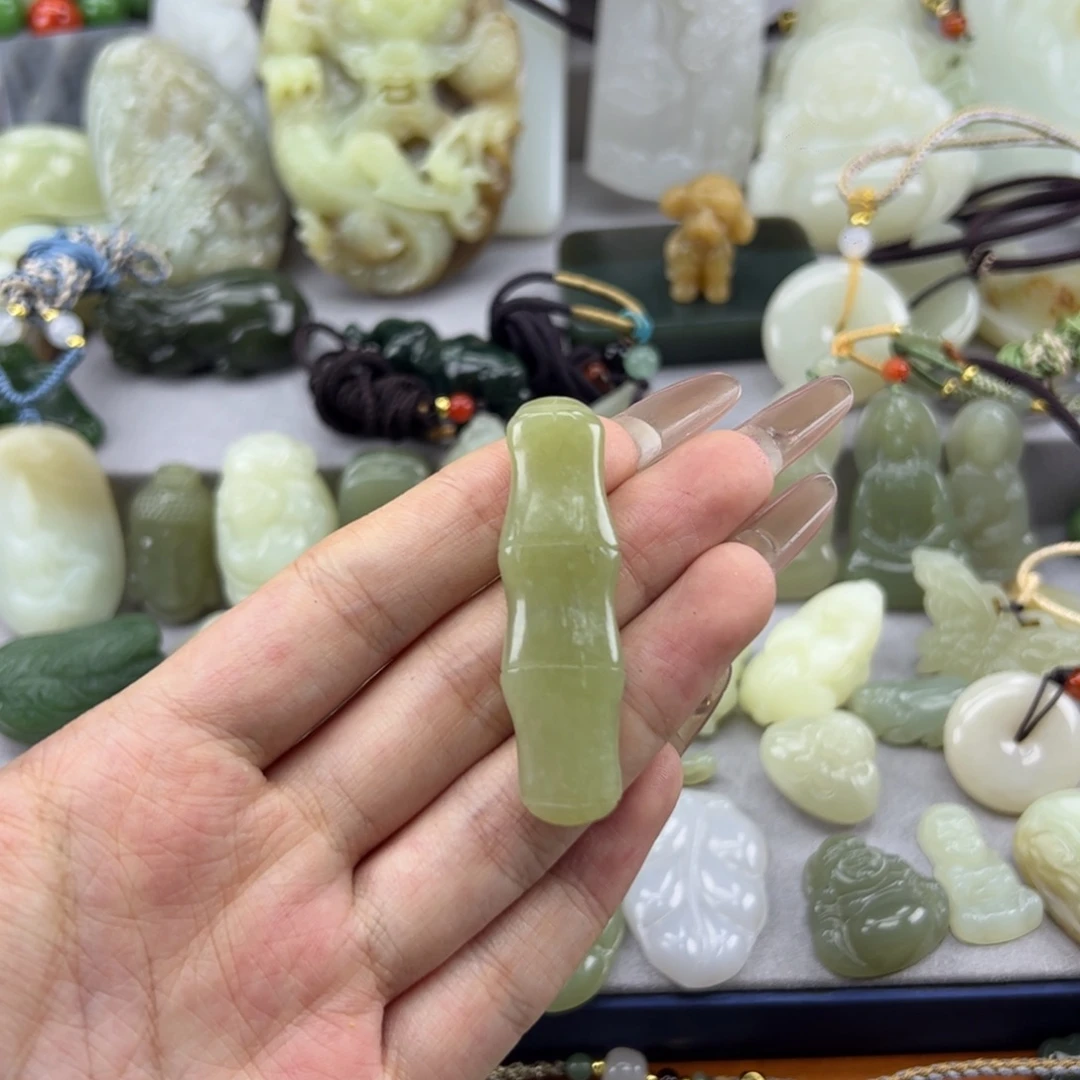 和田玉未镶嵌颈饰和田玉挂件默认带瑕疵