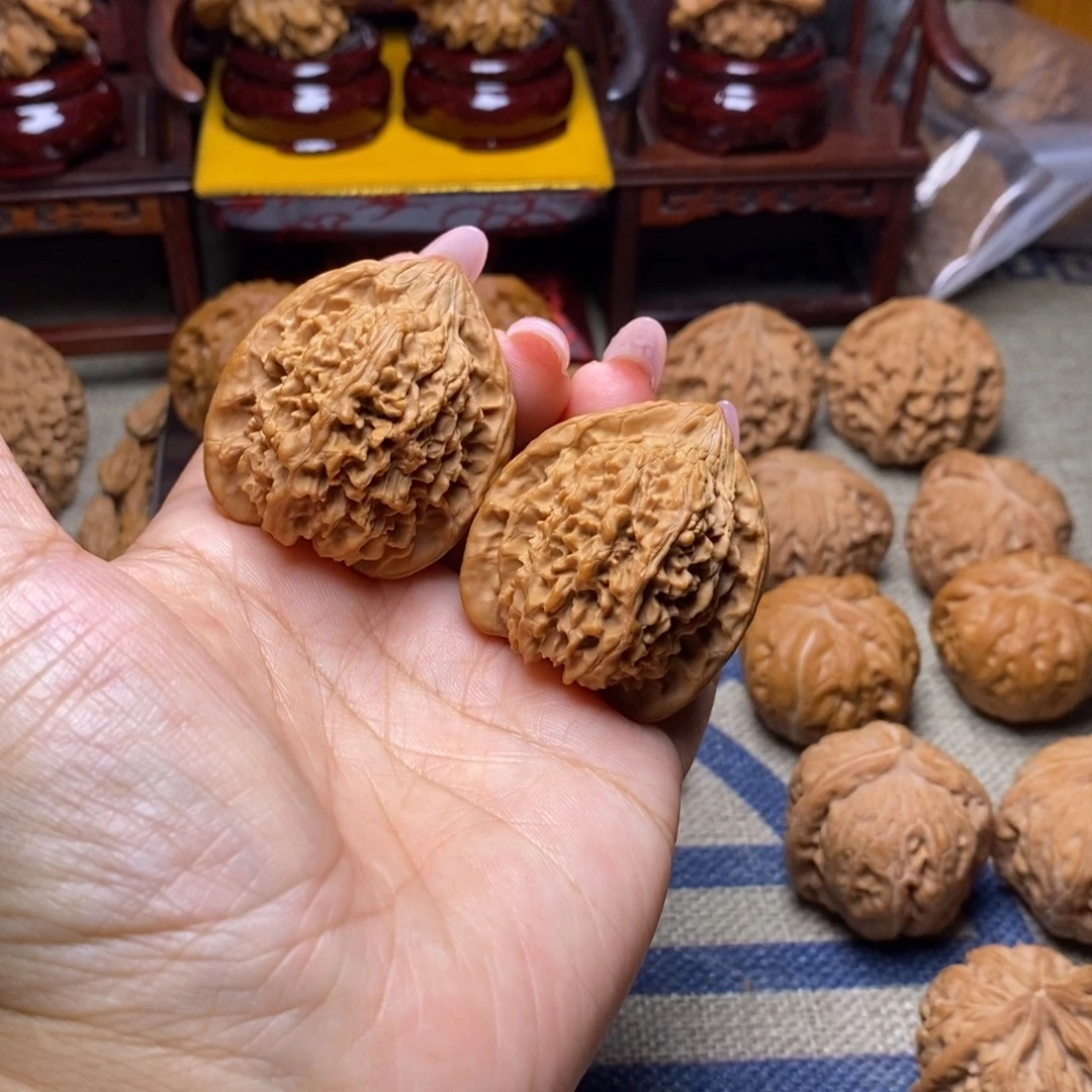 吊坠桃核满天星全品39