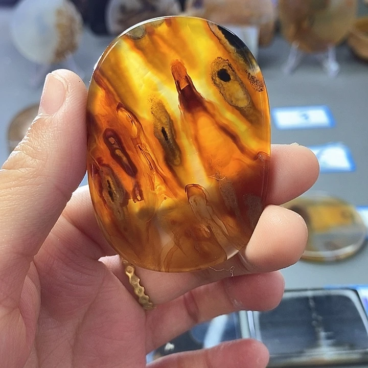 玛瑙/玉髓未镶嵌珠宝半成品