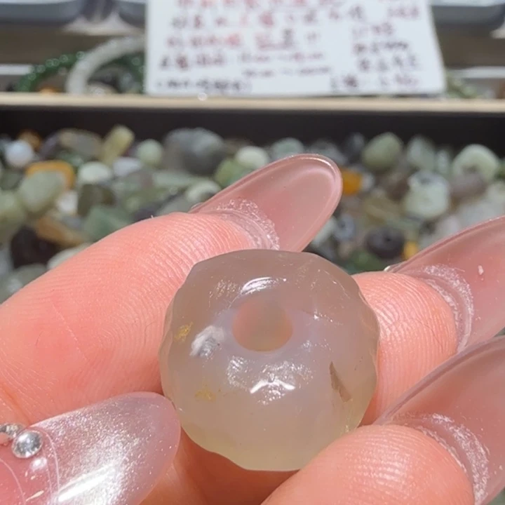 和田玉未镶嵌珠宝半成品