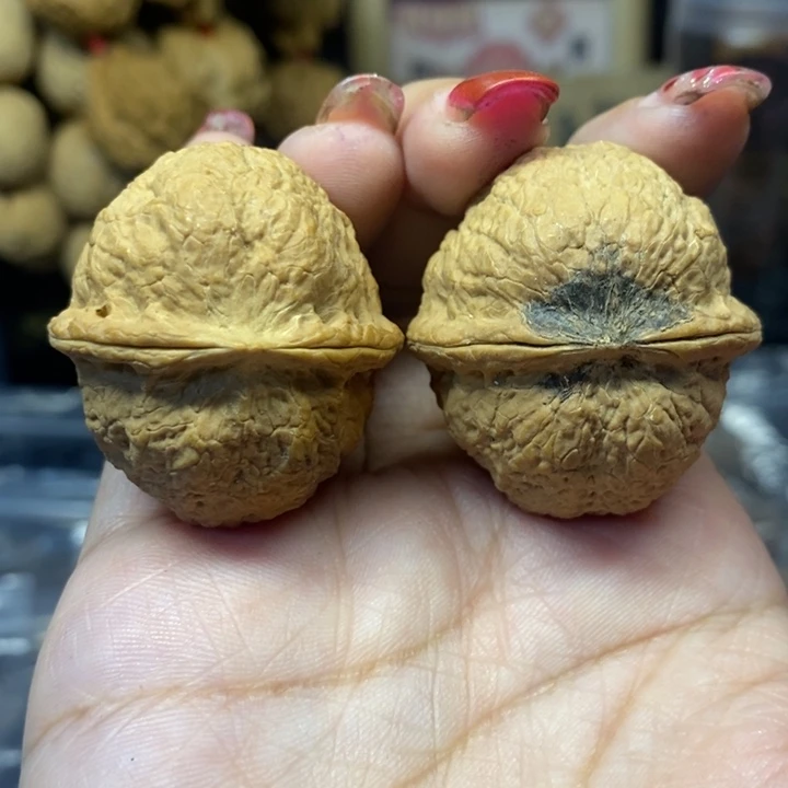 文玩核桃吊坠67花好月圆