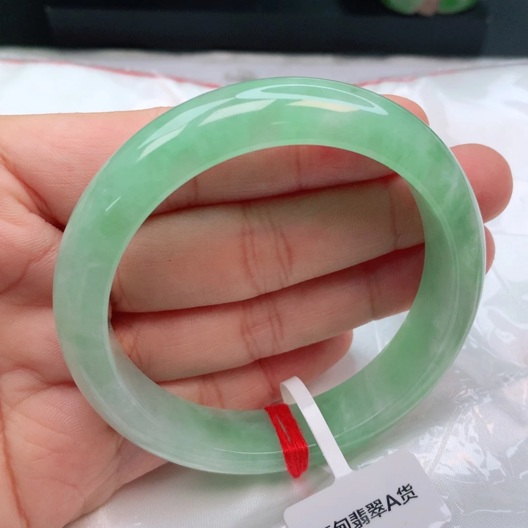 未镶嵌手镯翡翠翡翠手镯